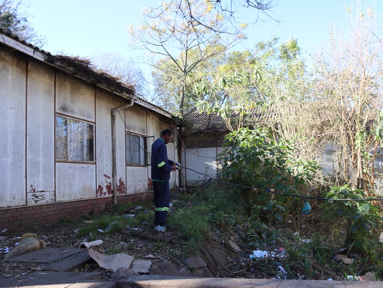 Apartheid-era hostel causing a stink in Eastern Cape town